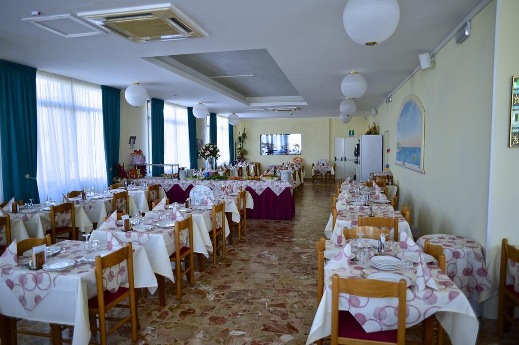 Hotel Gabry Τσέρβια Εξωτερικό φωτογραφία